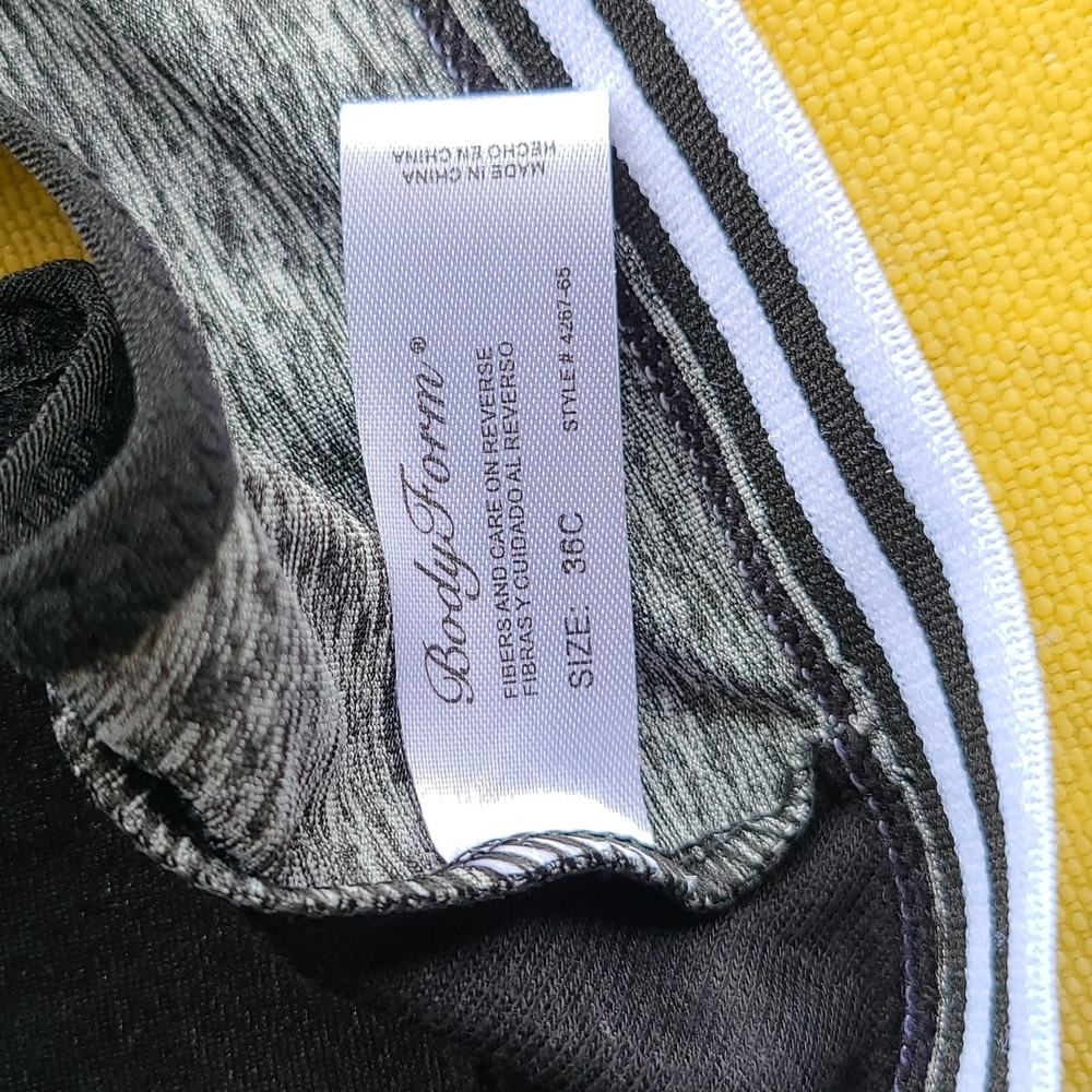 Body Form Sports Bra 36C - Picture 4 of 6